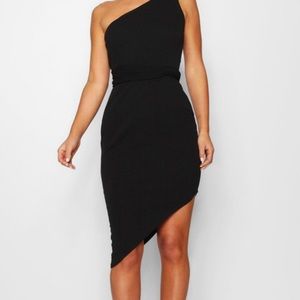 Like new! Boohoo One Shoulder Asymmetrical Dress